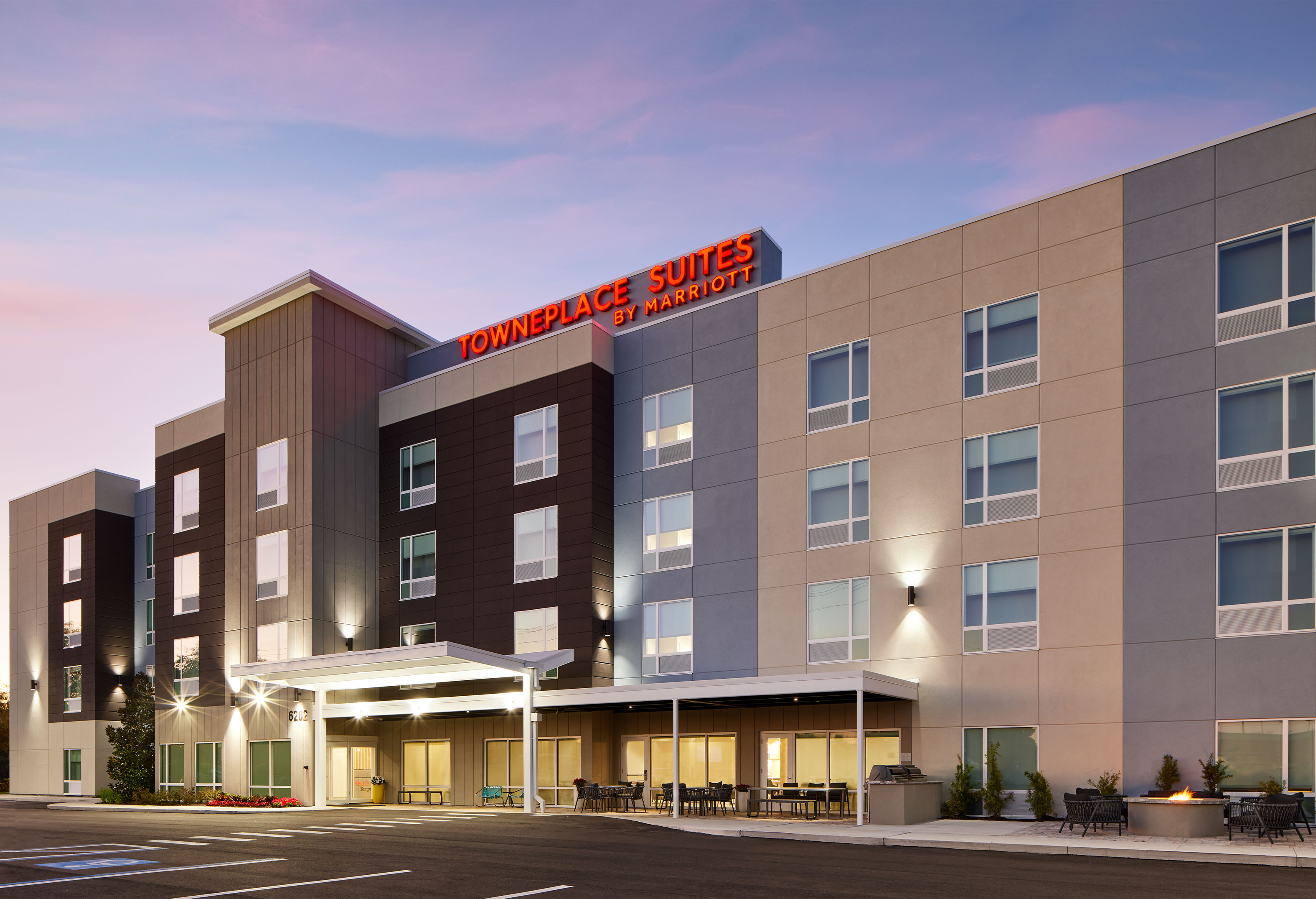 TownePlace Suites by Marriott | Partner Hotel of Seminole Hard Rock Hotel & Casino Tampa
