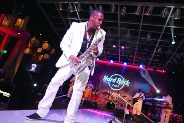Eric Darius ‘Jazzes Up’ Hard Rock Cafe Tampa